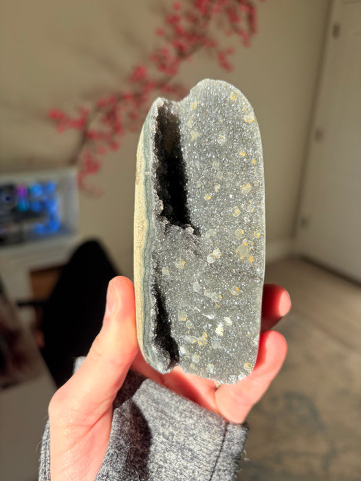 Sugary Raw Black Amethyst Cut Base