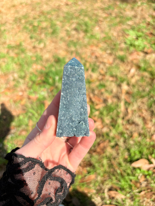 Deep Blue Grape Agate Tower