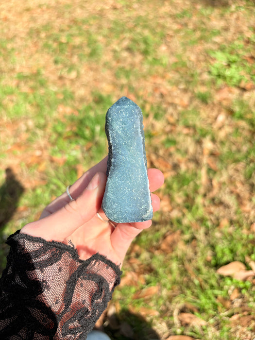 Deep Blue Grape Agate Tower