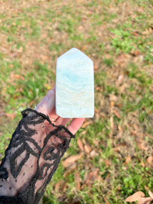 Dreamy Caribbean Calcite Tower