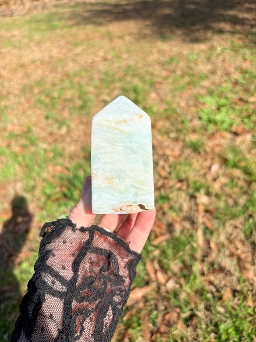 Dreamy Caribbean Calcite Tower