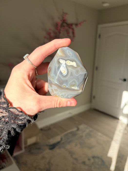 Stunning Orca Agate Flames