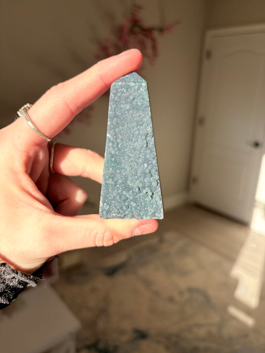 Deep Blue Grape Agate Tower