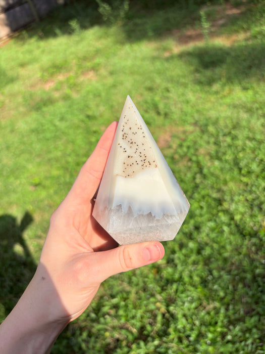 Gemy & Sugary White & Grey Agate Point