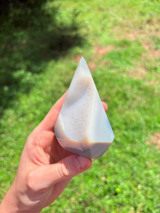 Gemy & Sugary White & Grey Agate Point