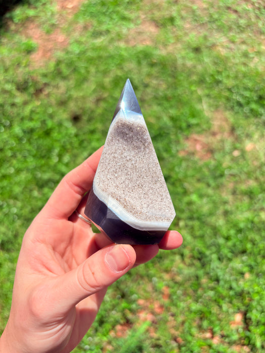 Gemy & Sugary White & Grey Agate Point