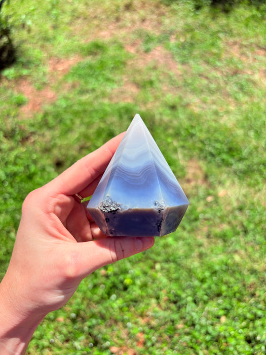 Gemy & Sugary White & Grey Agate Point