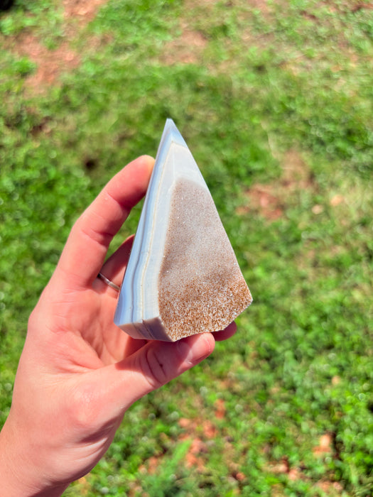 Flashy & Sugary White and Grey Agate Point