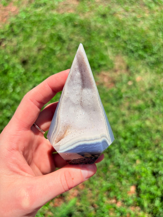 Gemy & Sugary White & Grey Agate Point