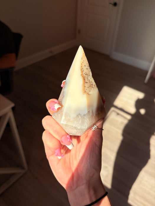 Gemy & Sugary White & Grey Agate Point