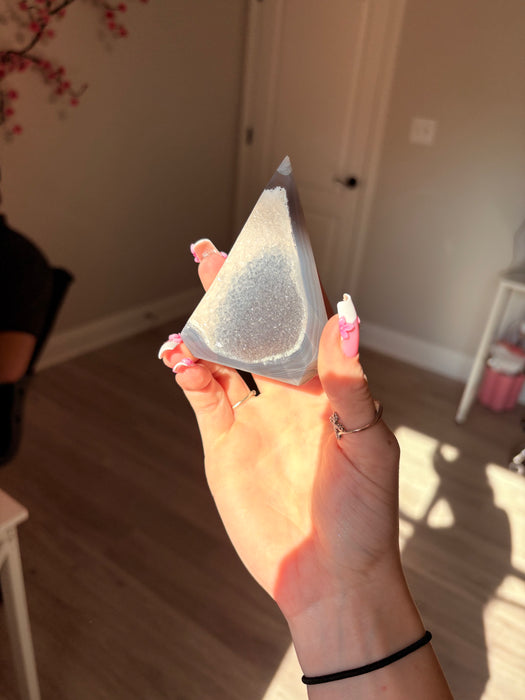Sugary Black, Grey & White Agate Point
