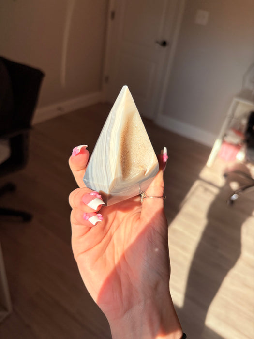 Gemy & Sugary White & Grey Agate Point