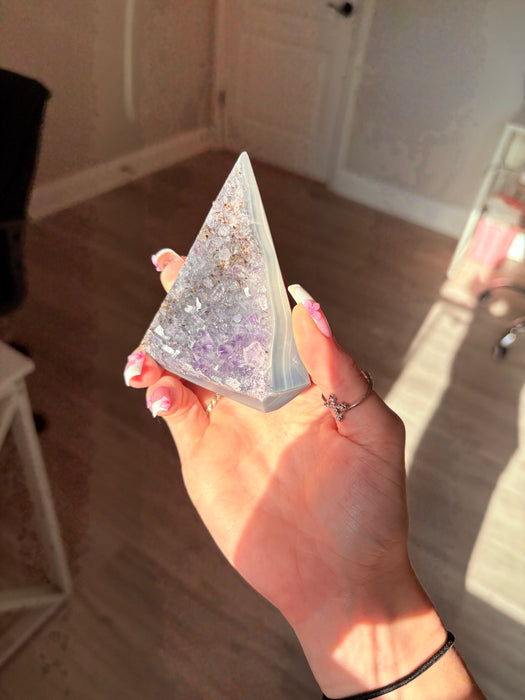 Gemy Purple & Silver Agate Point