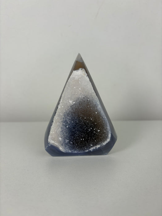 Sugary Black, Grey & White Agate Point